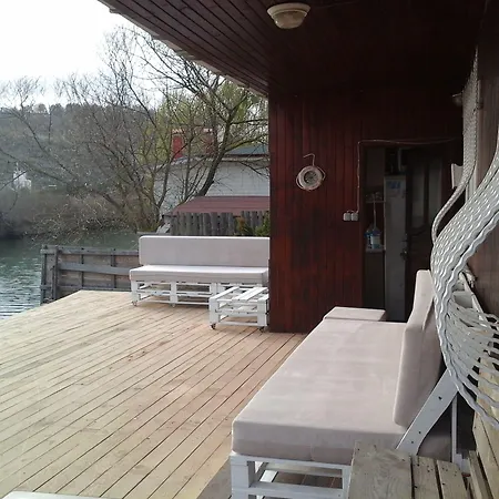 Vira Creek House 3*