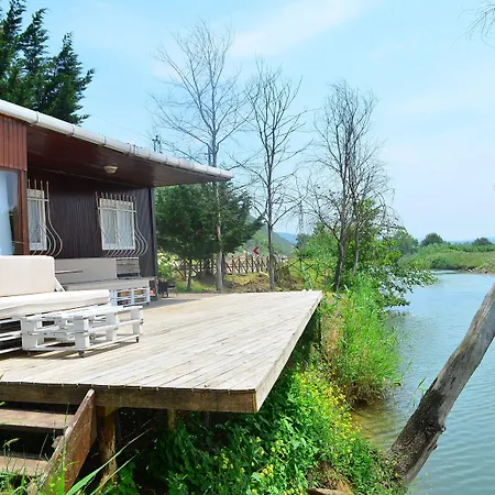 Vira Creek House Frühstückspension