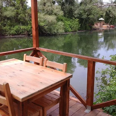 Frühstückspension Vira Creek House